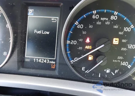 2017 Toyota Rav4 Le z USA, uszkodzony, nr VIN JTMBFREV3HJ123040